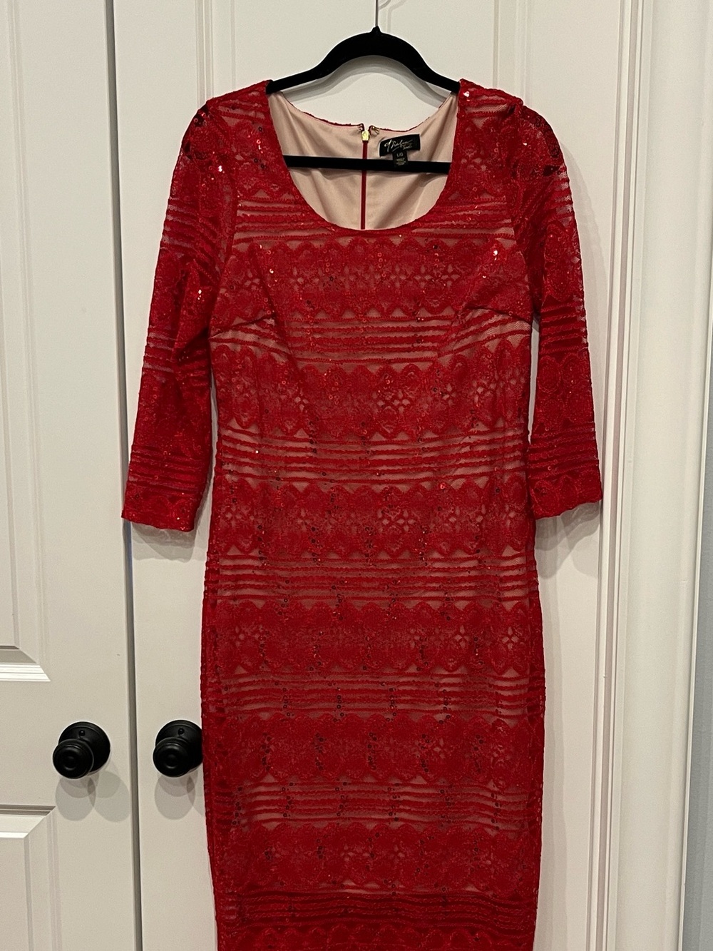 Thalia Sodi Red Lace Sheath Dress with Scoop Neck and 3/4 Sleeves